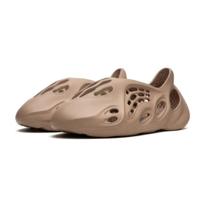 Adidas Yeezy Foam RNNR – Desert Sand - Image 2