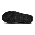 UGG Classic Ultra Mini Platform Black- Chestnut - Image 5