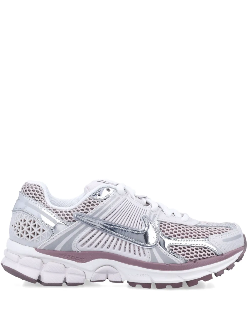 28524400_57818450_1000.jpg.webp Nike Zoom Vomero 5 Metallic Silver Platinum Violet - Image 1
