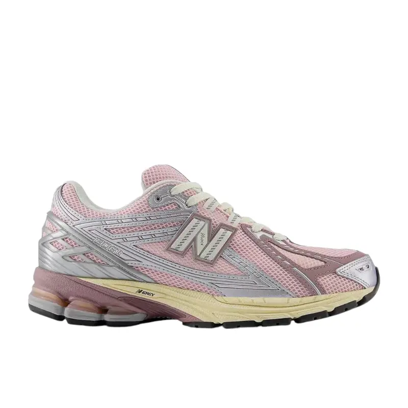 IMG_0514.webp New Balance 1906R Rose Sugar Silver - Image 1