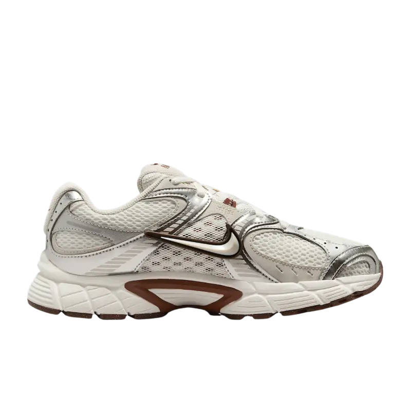 IMG_6989.webp Nike V5 RNR Sail Fauna Brown - Image 1
